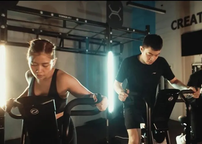Makati Broadway Bliss Golden Spot Gym Swim Park 300 Mbps 1940 Apartamento Manila